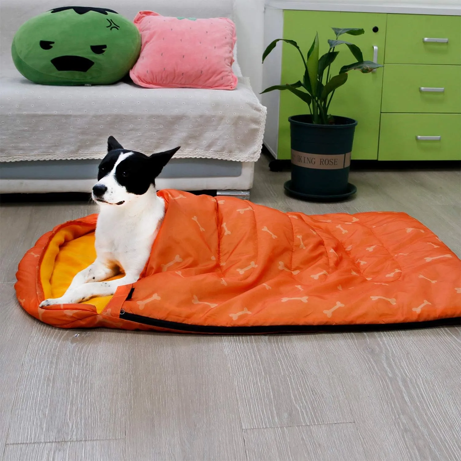 KUDES Dog Sleeping Bag Waterproof Warm Packable Dog Bed with Storage Bag for Indoor Outdoor Travel Camping Hiking Backpacking (43''Lx27''W)